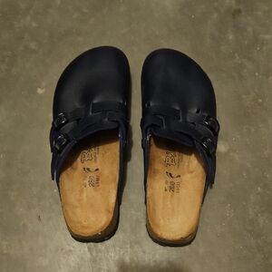 Women's navy blue Birkenstocks